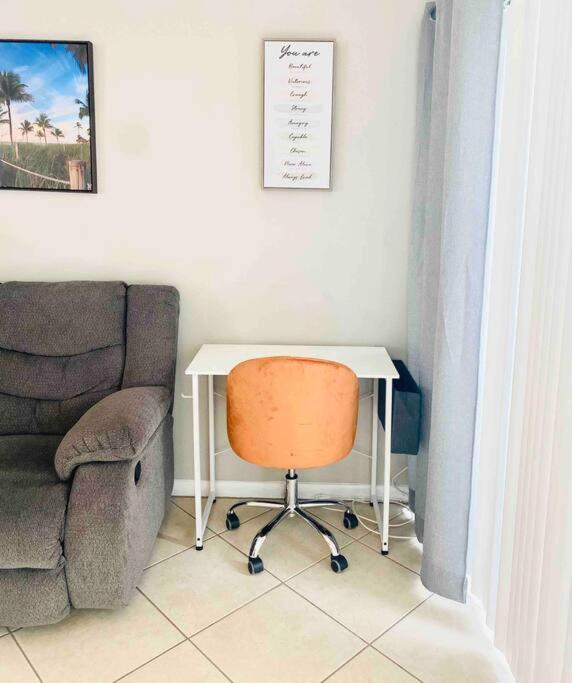 Shining Star Apartment West Palm Beach Exterior photo